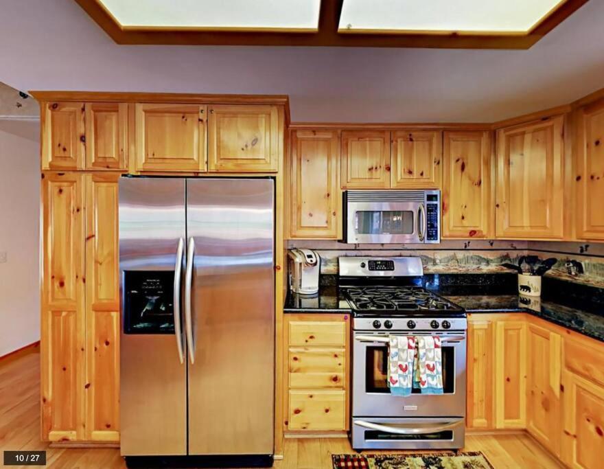 Teakwood - 3-Br Spa, Fire Pit, Quiet, Ac, Centrally Located Villa Big Bear Lake Exterior photo