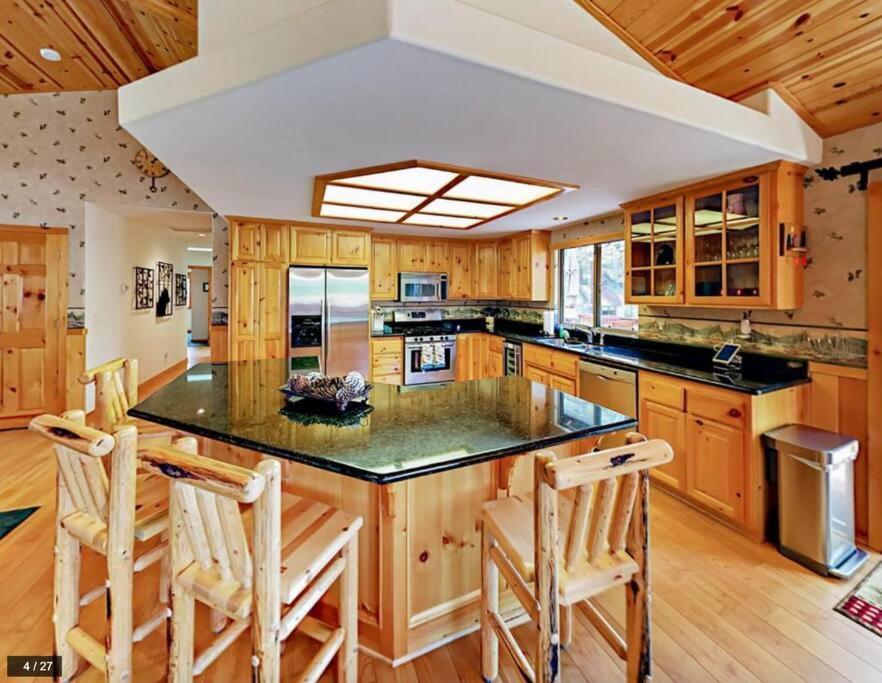 Teakwood - 3-Br Spa, Fire Pit, Quiet, Ac, Centrally Located Villa Big Bear Lake Exterior photo